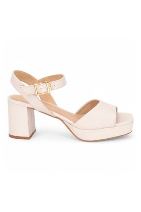 Sandalo donna in pelle colore avorio. UNISA | NEPELLE IVORY
